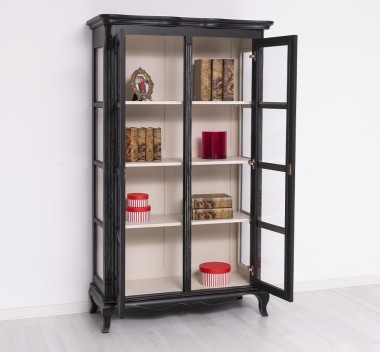 Chic 2-door display case