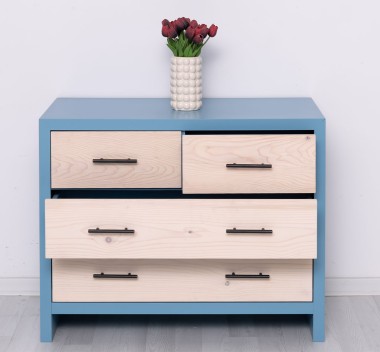 Chest with 4 drawers "Rustic Haven"