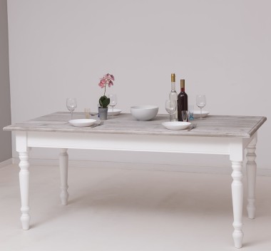 Dining table with turned legs 210x90cm