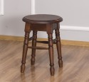 Round chair with turned legs