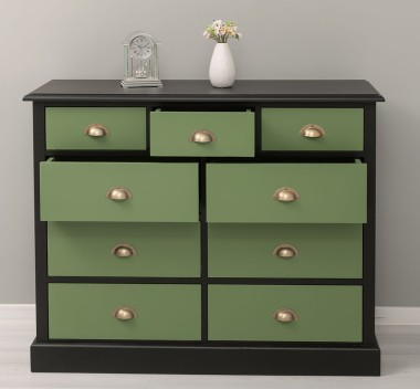 Chest of drawers with 9 drawers