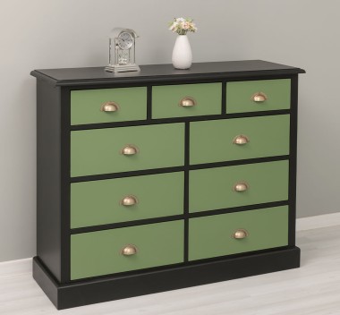 Chest of drawers with 9 drawers