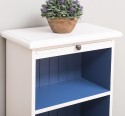 Shelf with 3 shelves