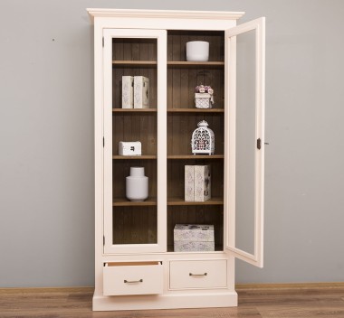 Showcase with 2 large doors, 2 drawers