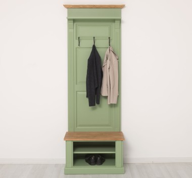 Coat Hanger with open space