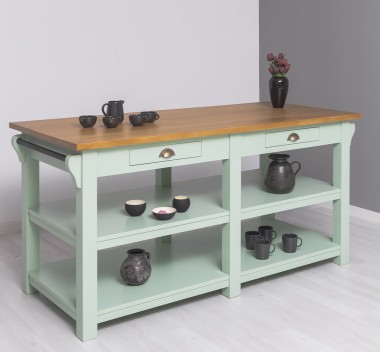 Large kitchen island with 4 drawers