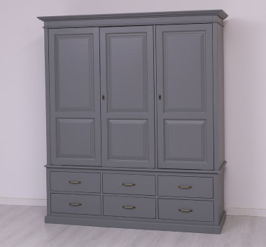 Wardrobe with 3 doors and 6 drawers