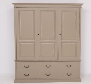 Wardrobe with 3 doors and 6 drawers