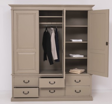 Wardrobe with 3 doors and 6 drawers