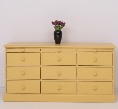 Chest of drawers with 9 drawers