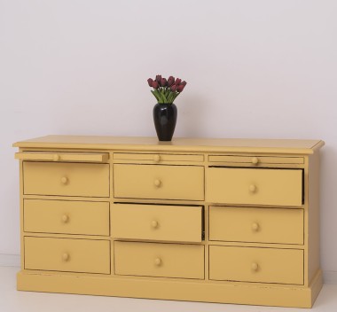 Chest of drawers with 9 drawers