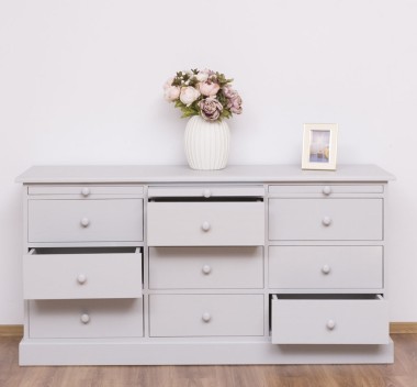 Chest of drawers with 9 drawers