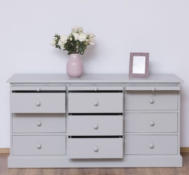 Chest of drawers with 9 drawers