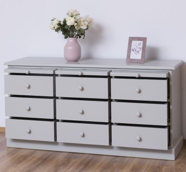 Chest of drawers with 9 drawers