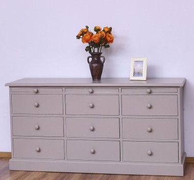 Chest of drawers with 9 drawers