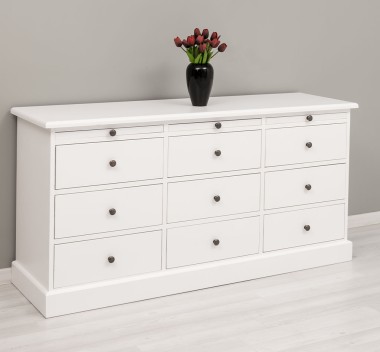 Chest of drawers with 9 drawers