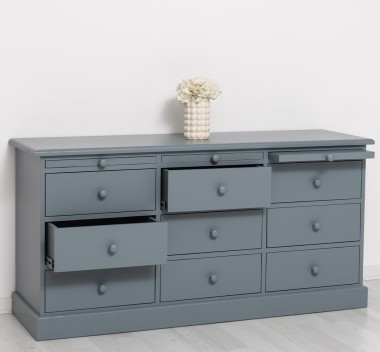 Chest of drawers with 9 drawers