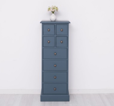 Narrow chest of drawers with 8 drawers