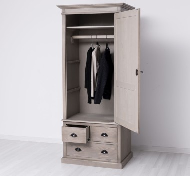 Wardrobe with 3 drawers