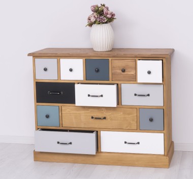 Chest of drawers with 13 drawers